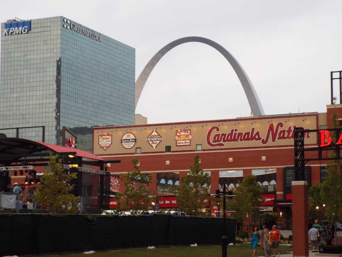 St Louis Cardinals and Arch St Louis Arch way