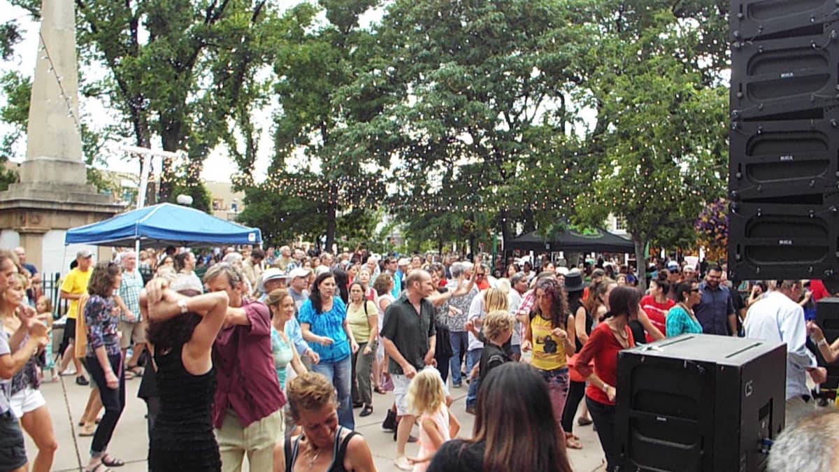 Free music concert in Santa Fe town square