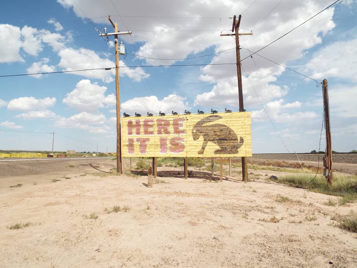 People at Coffee Shop sitting Outside Morbi vitae purus dictum, ultrices tellus in, gravida lectus.