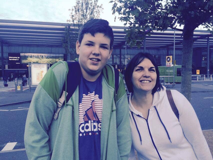 People at Coffee Shop sitting Outside Morbi vitae purus dictum, ultrices tellus in, gravida lectus.