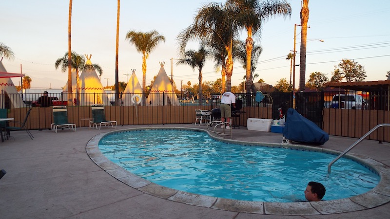 Poolside at The wigwam Motel Poolside at The wigwam Motel