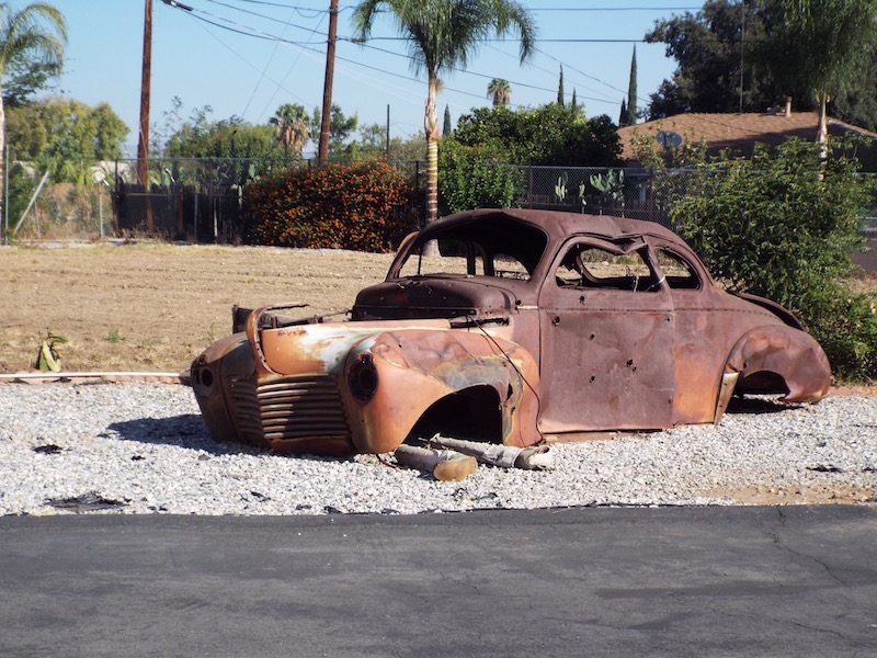 classic car at The wigwam Motel classic car at The wigwam Motel