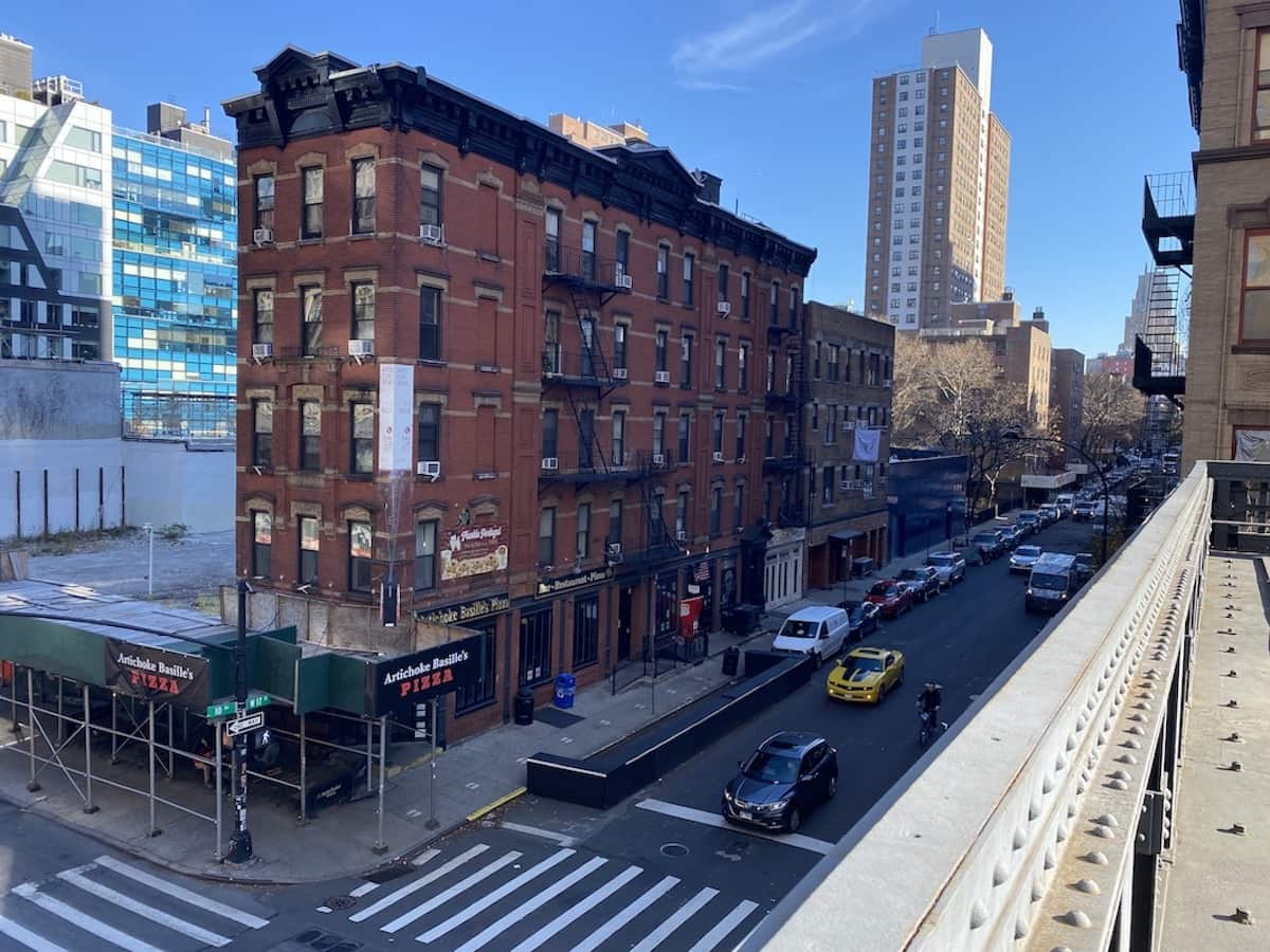 IMG_5765 View of Old Building from the High Line in New York