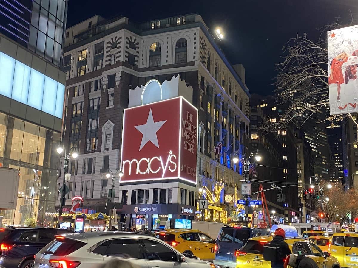IMG_5802 Maceys New York at Christmas