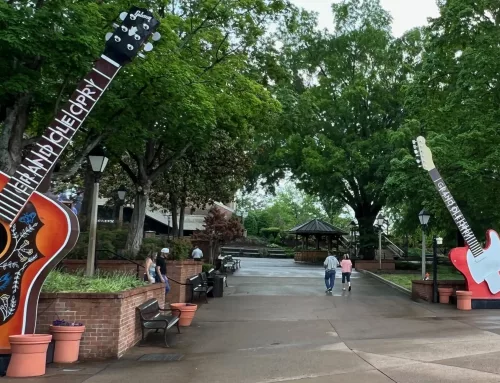 Exploring Nashville by car and the Grand Ole Opry