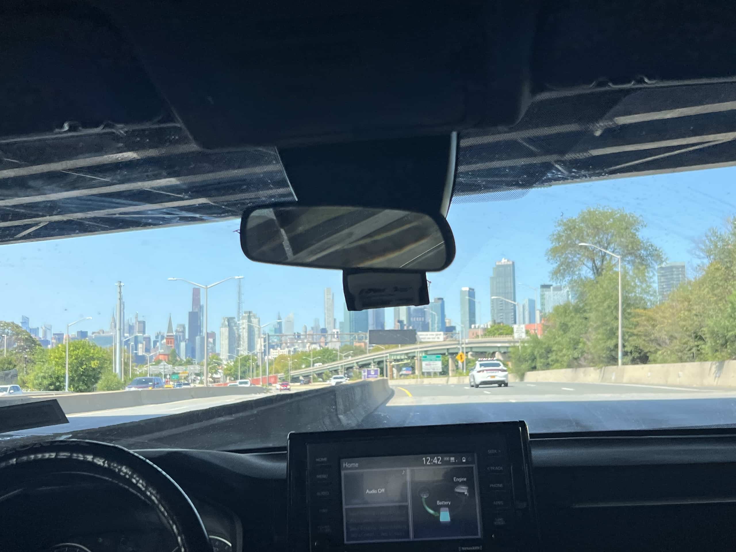 East_Coast_Roadtrip_New_York_b00002 A view of the New York skyline through the front window of a taxi travelling in from JFK Airport