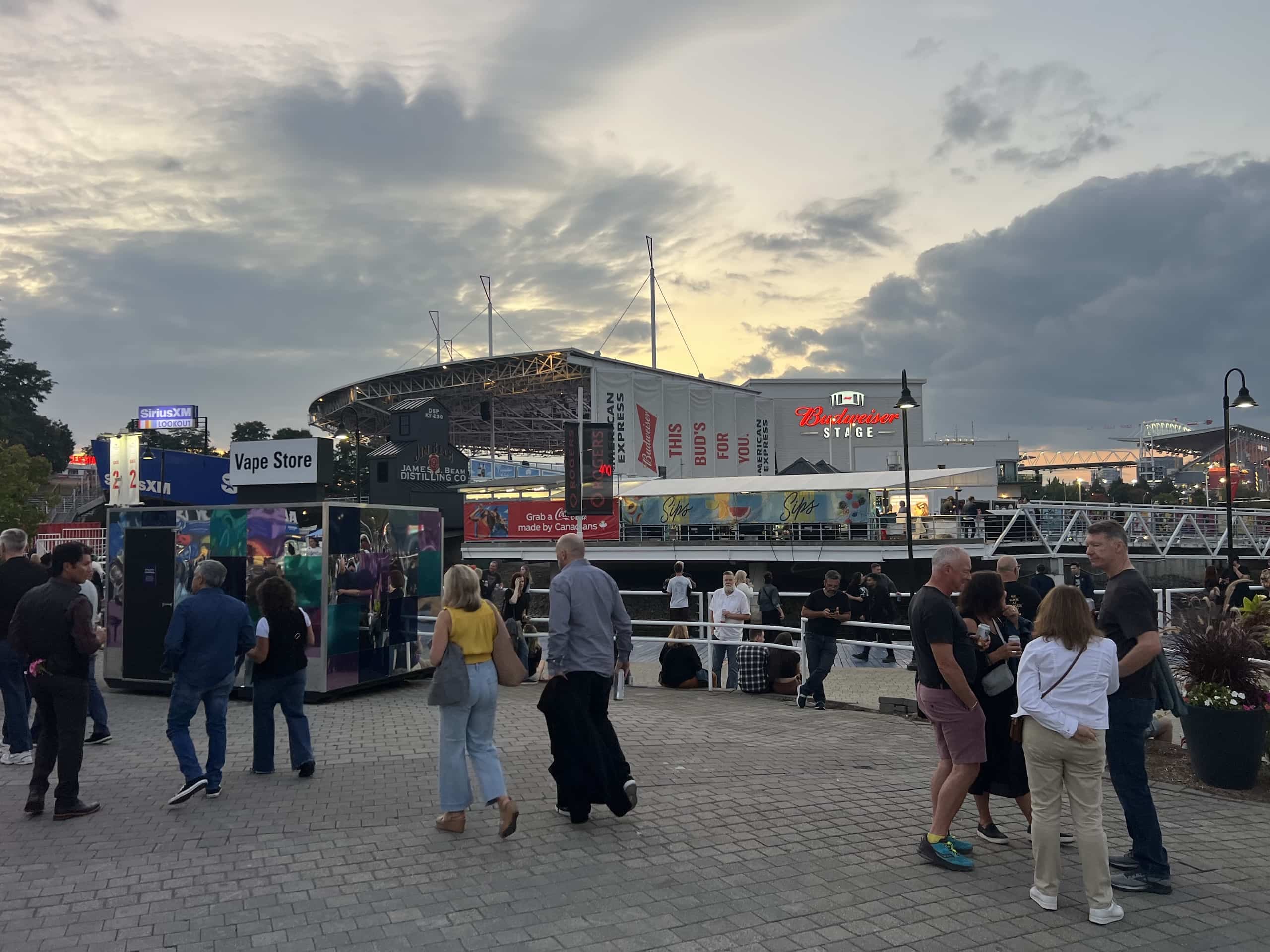 East_Coast_Roadtrip_Niagara_to_toronto_00036