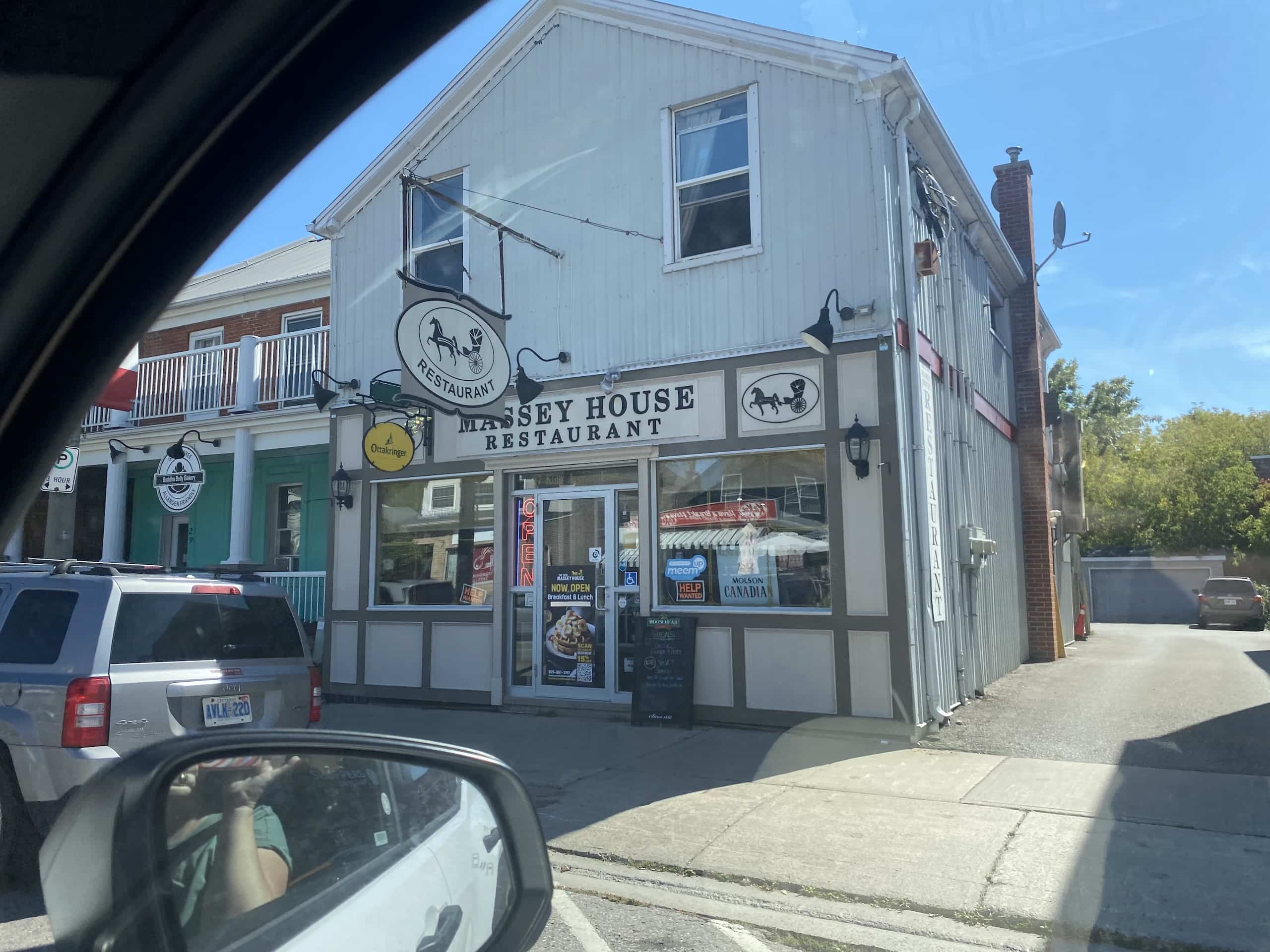 East_Coast_Roadtrip_Toronto_to_Gananque_00005