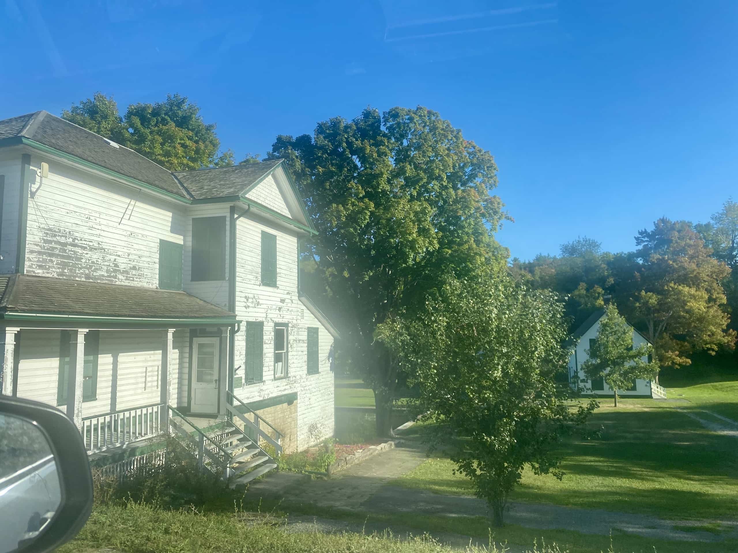 East_Coast_Roadtrip_Toronto_to_Gananque_00016