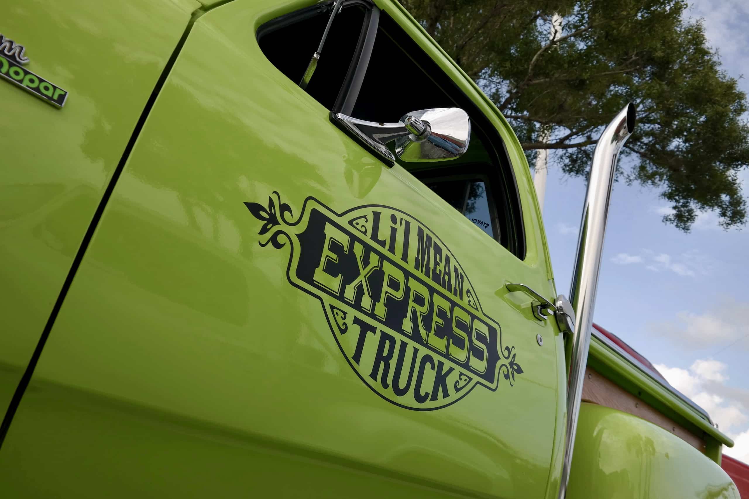 Floride_and_Beyond_Disney_Old_Town_Kissimmee_Car_Cruise_00007