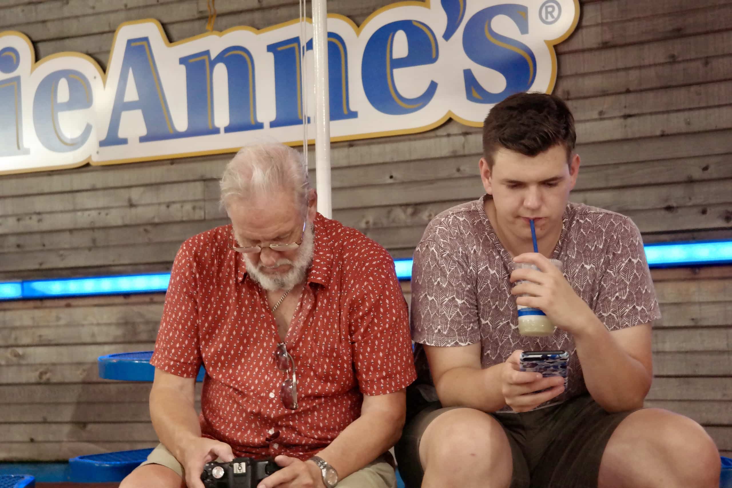 Floride_and_Beyond_Disney_Old_Town_Kissimmee_Car_Cruise_00008