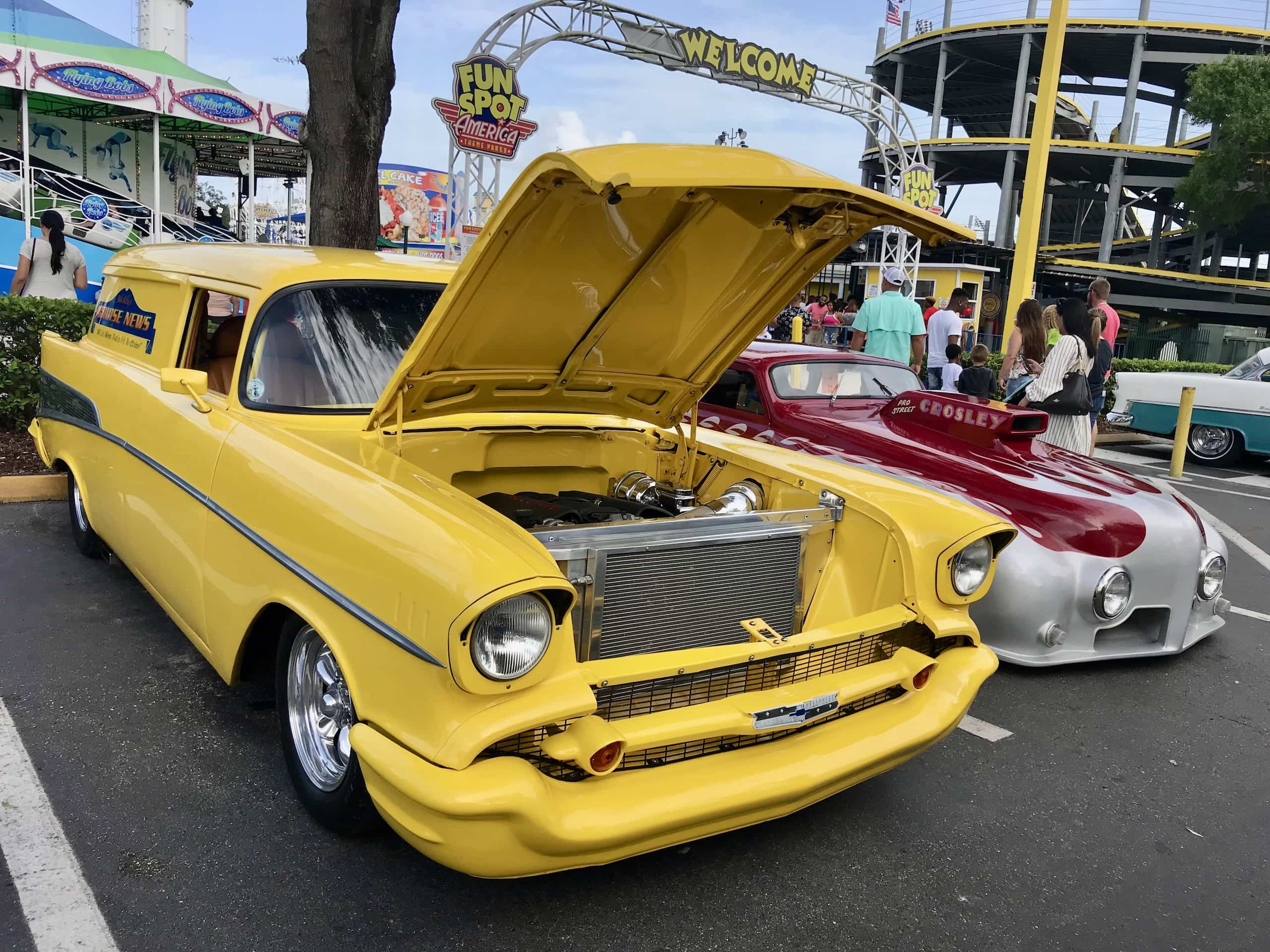 Floride_and_Beyond_Disney_Old_Town_Kissimmee_Car_Cruise_00009