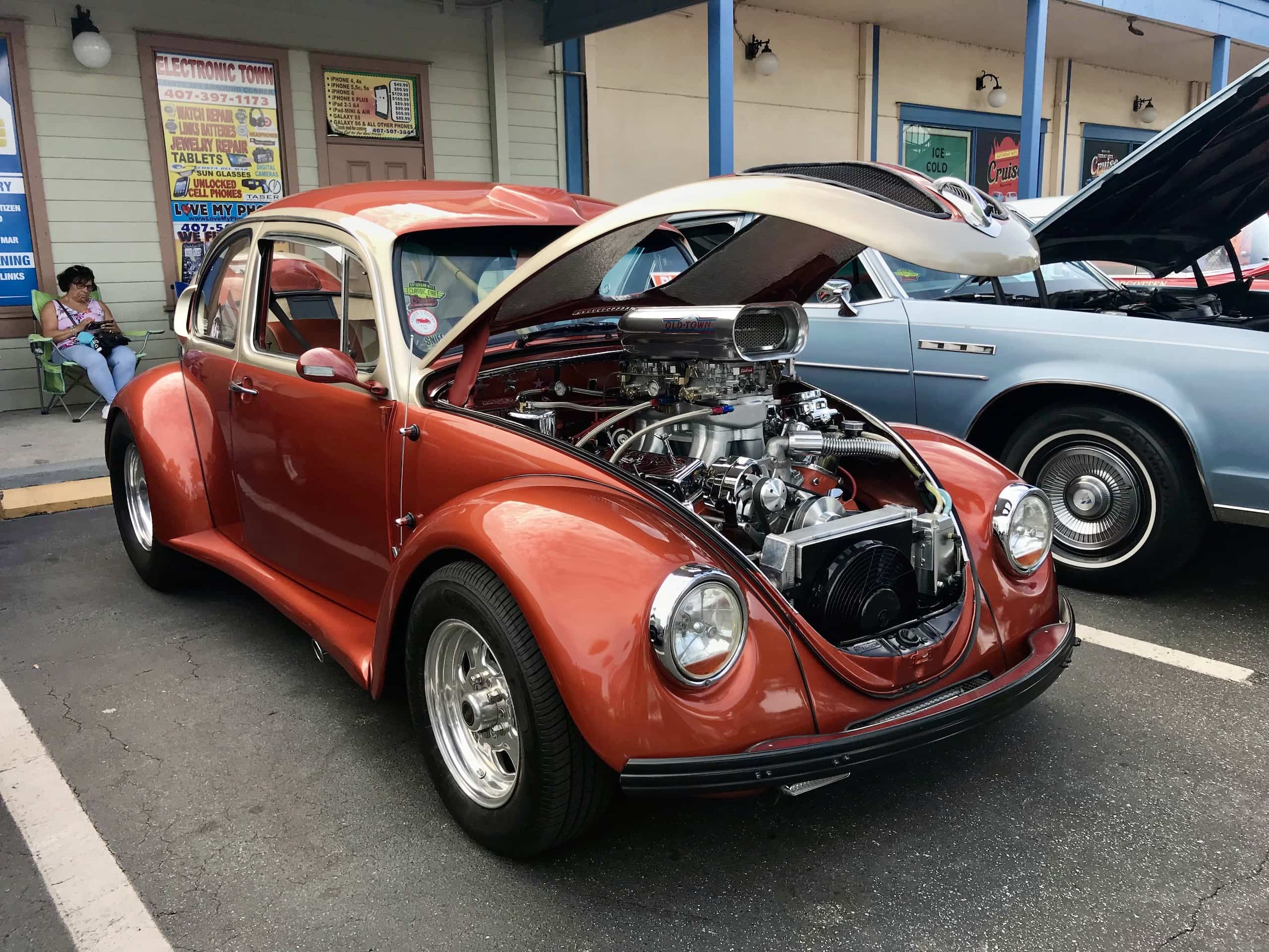 Floride_and_Beyond_Disney_Old_Town_Kissimmee_Car_Cruise_00010