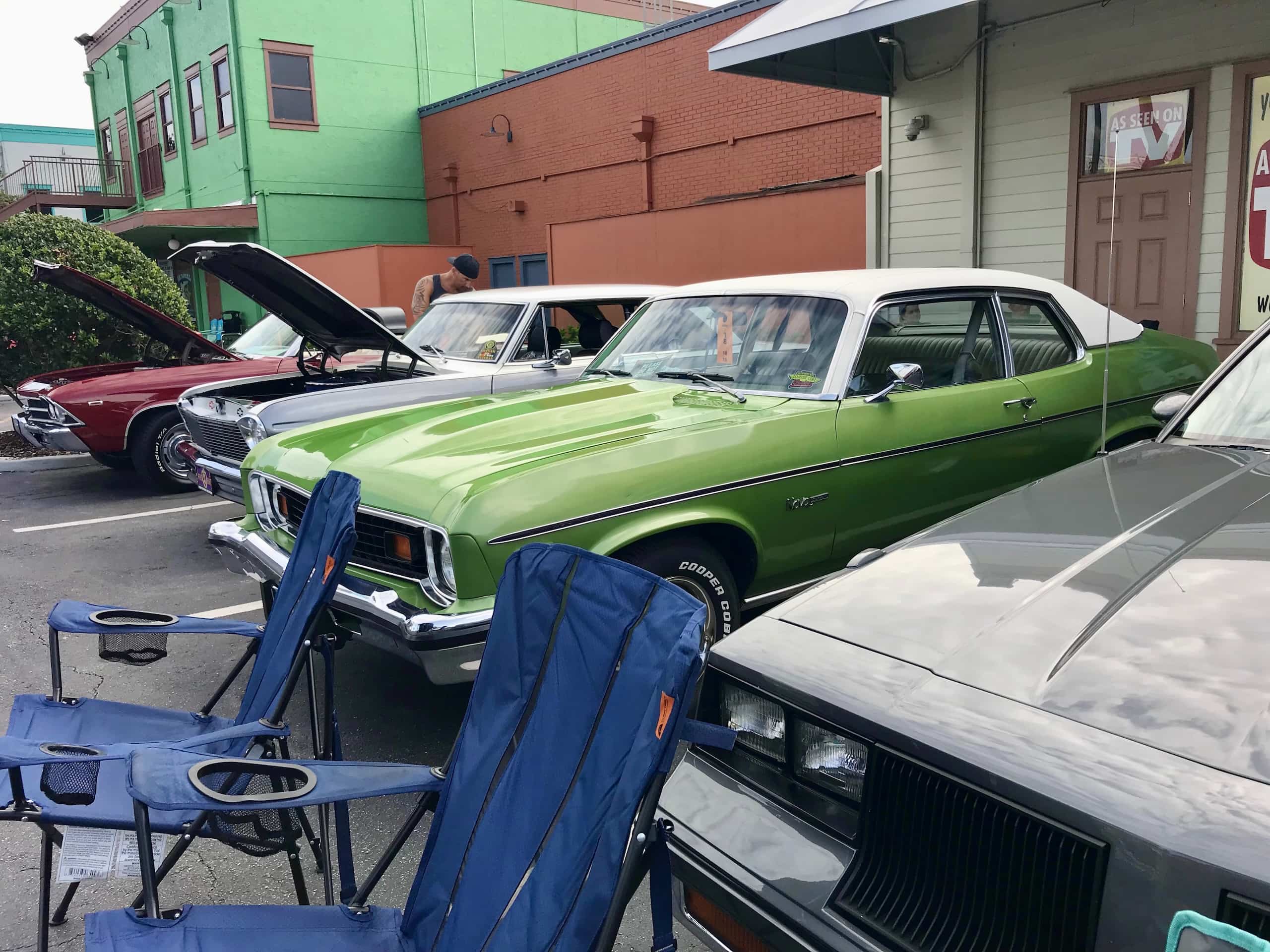 Floride_and_Beyond_Disney_Old_Town_Kissimmee_Car_Cruise_00011