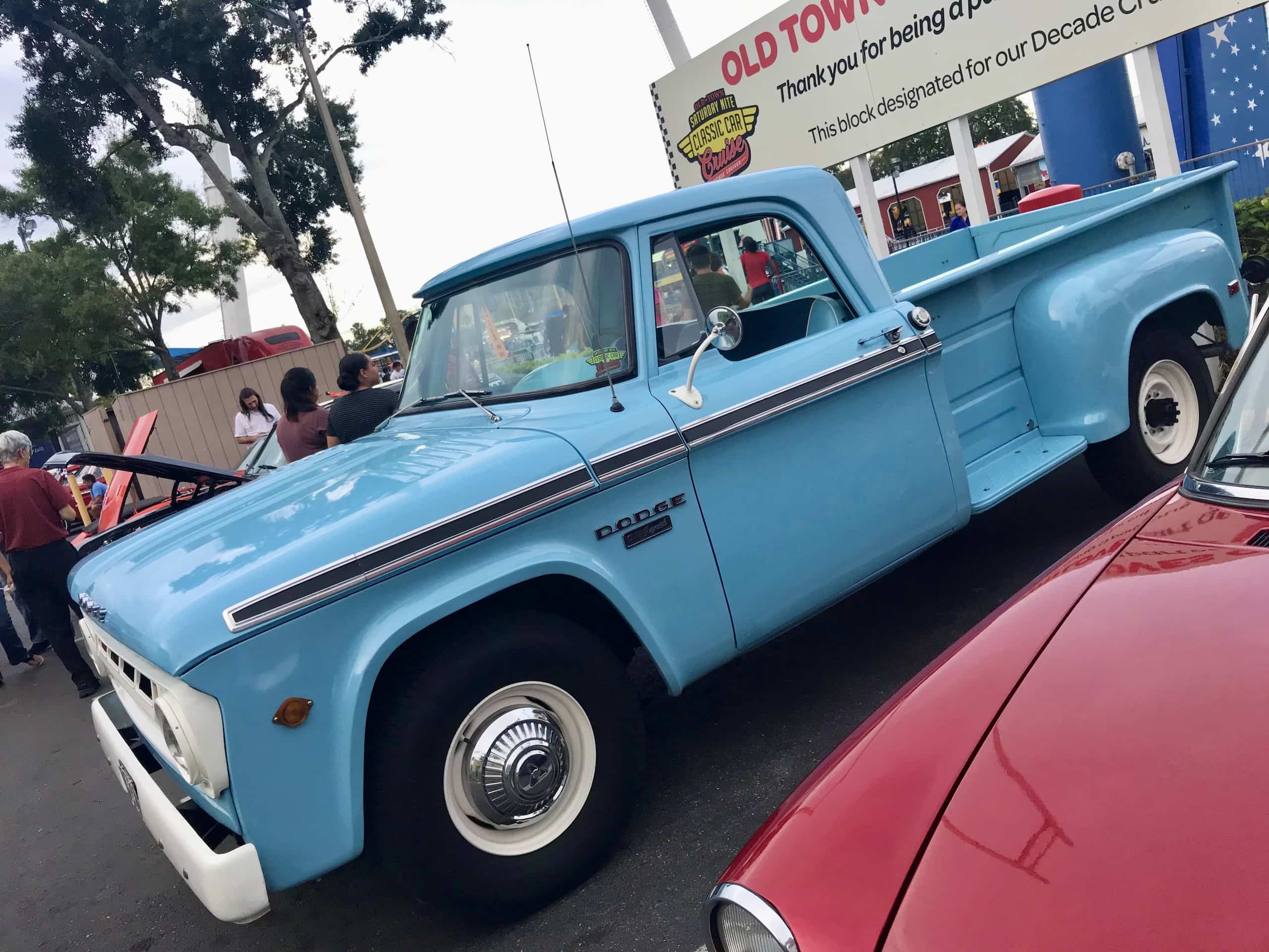 Floride_and_Beyond_Disney_Old_Town_Kissimmee_Car_Cruise_00030